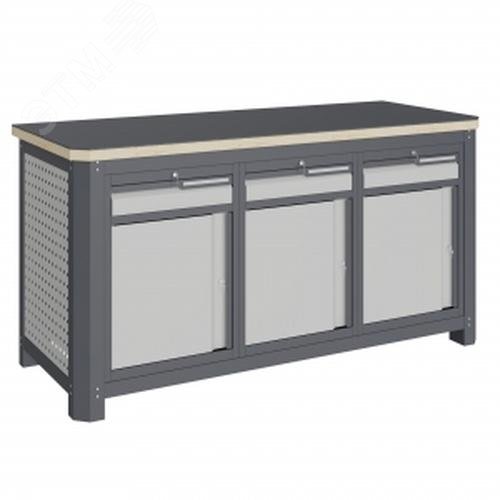 Изображение товара Верстак слесарный металлический MCN 1552.S888 с тремя тумбами и грузоподъемностью 1500 кг