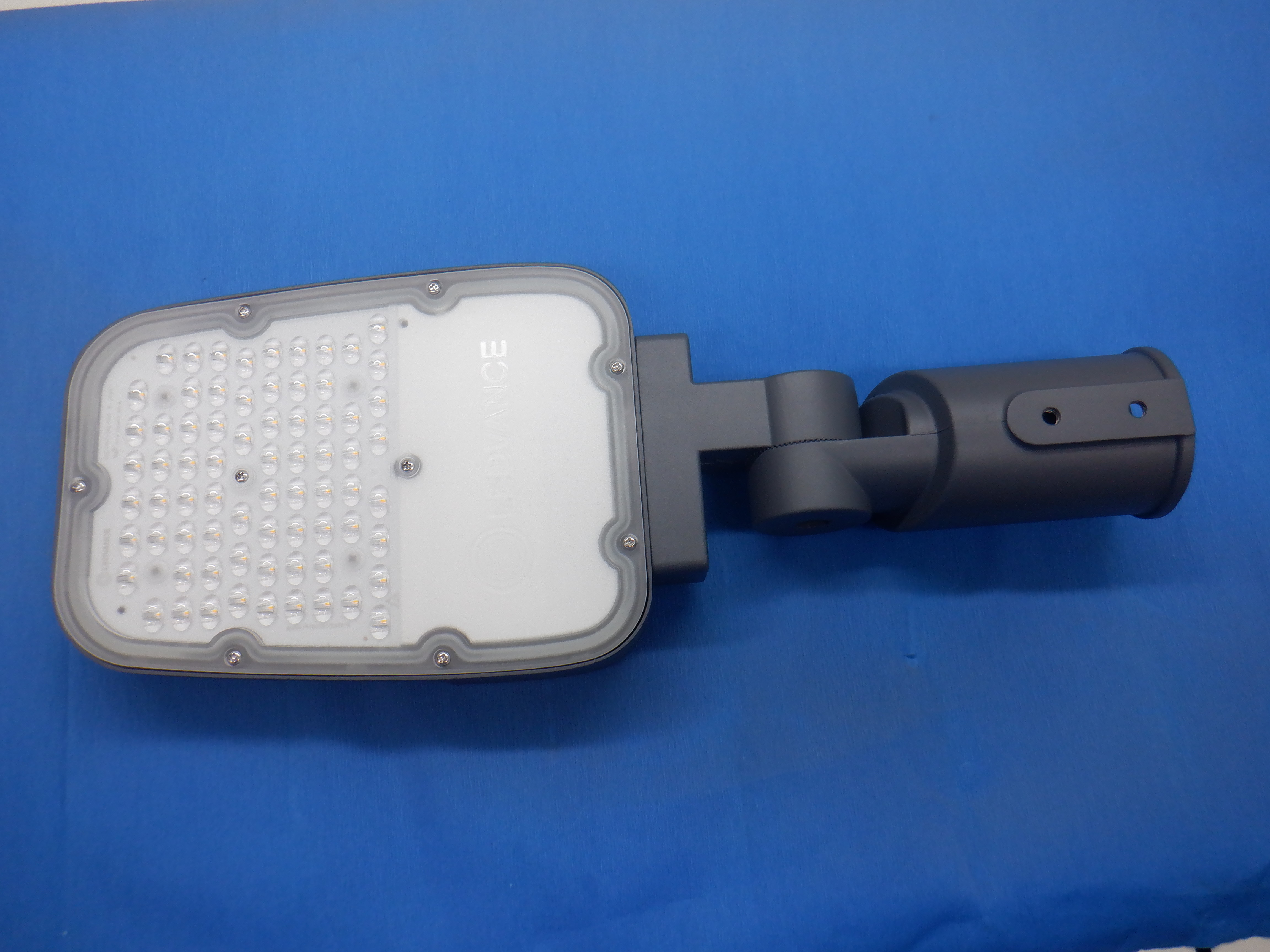 Светильник светодиодный ДКУ-45Вт 4000К 6075Лм IP66 SL AREA SM V 45W 740 RV20STGY