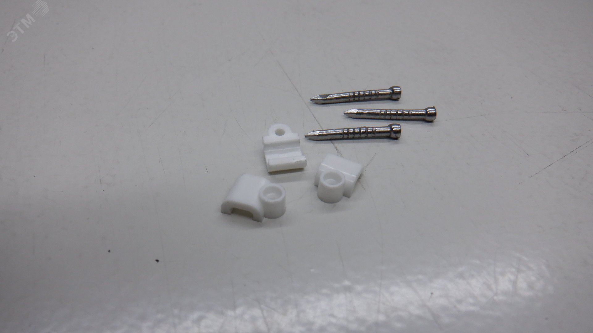 Изображение товара Скоба п-образная 4 (50шт) (упак) Изображение товара Скоба п-образная 4 (50шт) (упак)