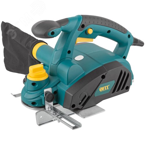 Изображение товара Рубанок 900 Вт, 16000 об/мин, 82 мм, 0-3.0 мм, паз 0-16 мм, прав. выброс, ал.опора, рез. накл., коробка (шт)