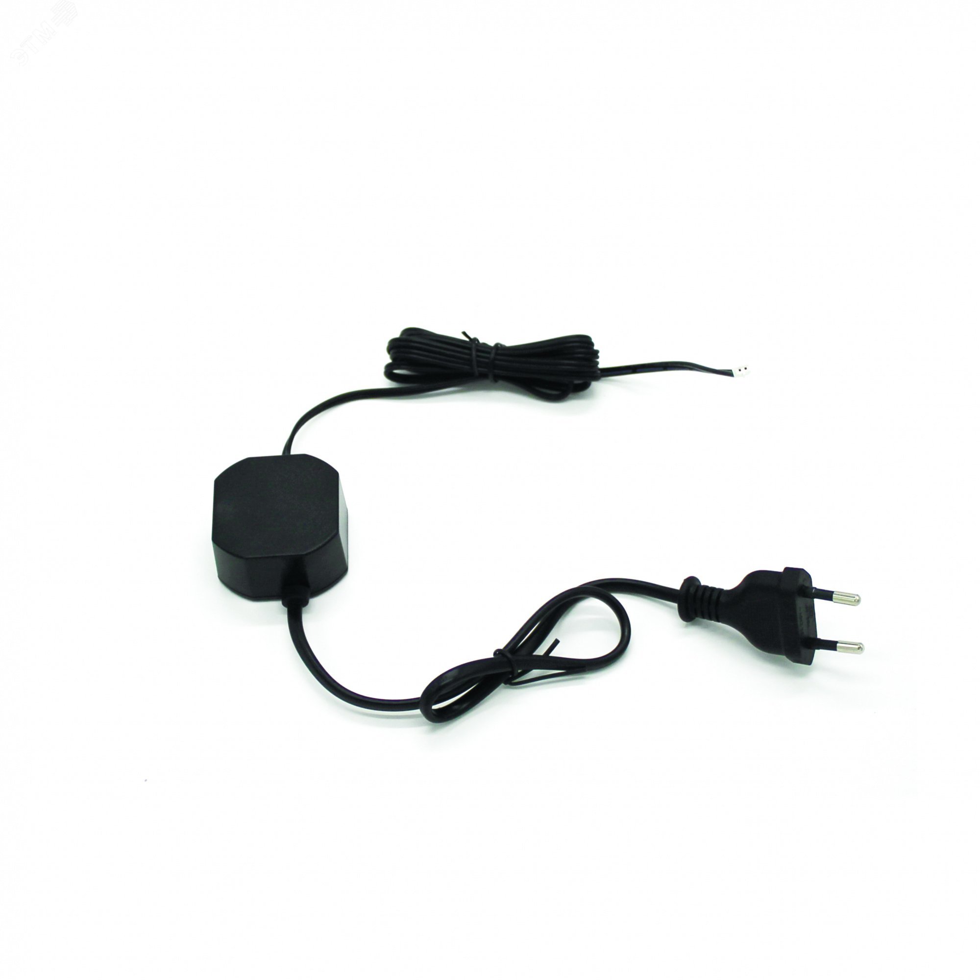 Адаптер питания для мониторов видеодомофонов и аудиотрубок 15В, чёрный AT-15/1 BL AccordTec