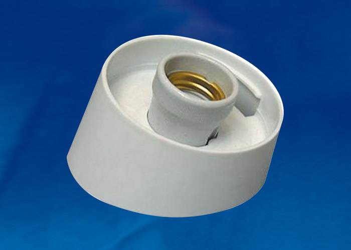 Основание UFP-A04AE WHITE для садово-парковых светильников, резьбовой тип соединения с рассеивателем, Е27 встроенный патрон, пластик, белый цвет