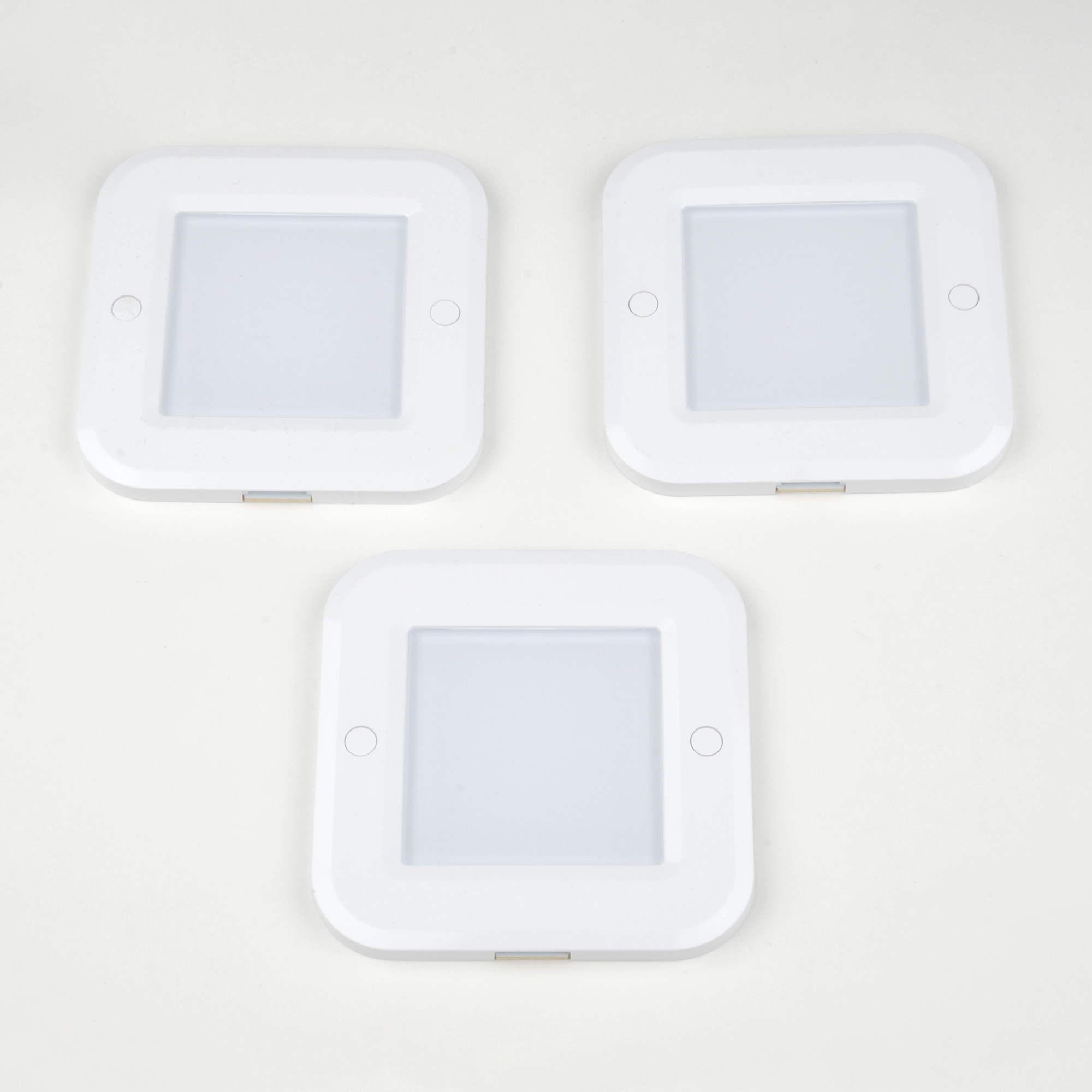 Светильник светодиодный ULM-F41-6W/4200K/DIM SENSOR IP20 WHITE накладной, ультратонкий с бесконтактным выключателем, диммер. Квадратный. 85х85х6,5мм. 255 Lm. Белый.