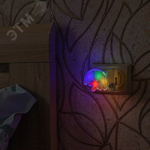 Светильник-ночник. Без выключателя месяц со звездочкой Блистер DTL-301-Месяц со звездочкой/RGB/4LED/0,5W - фото 2