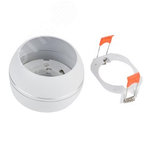 Изображение товара Светильник DLC-S614 GX53 WHITE/SILVER декоративный встраиваемый/накладной серия Sotto Без лампы цоколь GX53 Металл Белый/Серебро TM Fametto (шт)