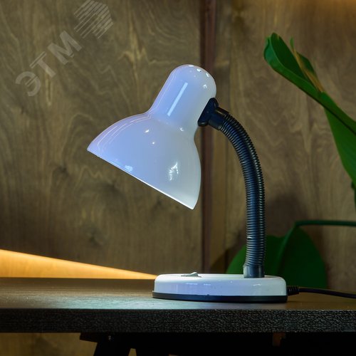 Светильник настольный. Цоколь Е27. Механический выключатель. Белый. - фото 4