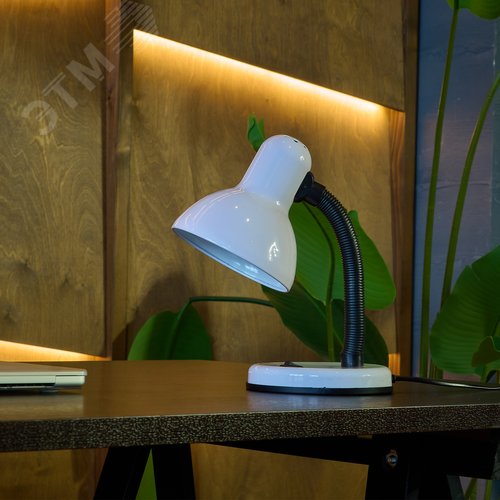 Светильник настольный. Цоколь Е27. Механический выключатель. Белый. - фото 7