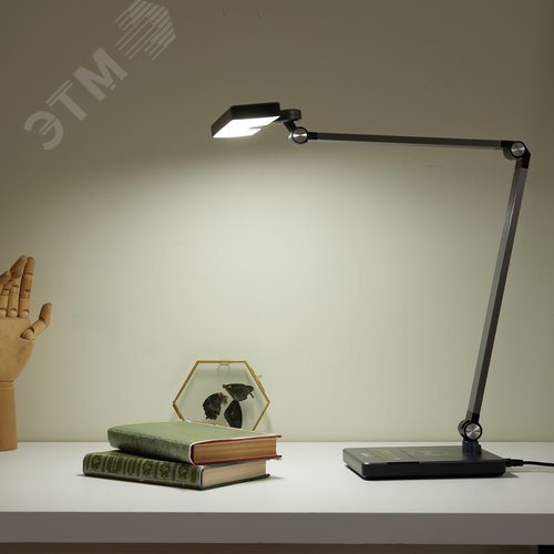 Светильник настольный светодиодный с беспроводной зарядкой телефонов.UЛм-D110 15W-3000-6500K-DIM BLACK Сенсорный выключатель. Диммер. черный - фото 10