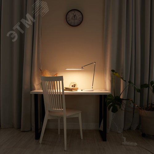 Светильник настольный светодиодный с беспроводной зарядкой телефонов. ULM-D113 18W-3000-6000K-DIM WHITE Сенсорный выключатель. Диммер. Белый. - фото 9