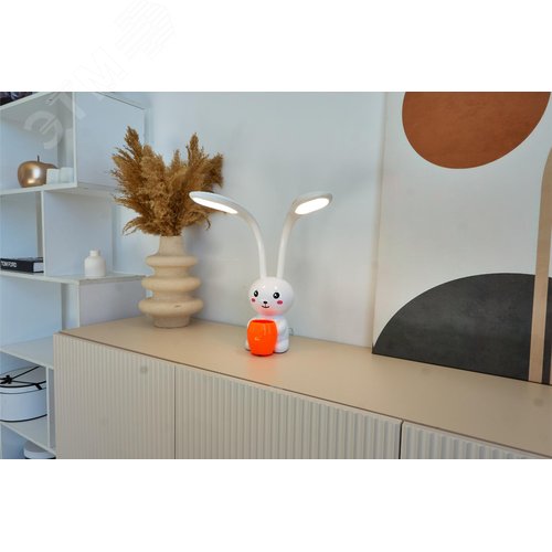 Светильник настольный светодиодный Заяц с подставкой под канцелярские принадлежности 12 Вт Сенсорный выключатель Диммер Белый ULM-D160 12W/3000-6000K/DIM WHITE - фото 8