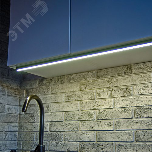 Светильник линейный светодиодный аналог Т5 10 Вт 230В Кабель 0,9м с вилкой и крепление в комплекте Белый свет 4000K Корпус черный TM Volpe ULI-Q951 10W/4000K IP20 BLACK - фото 3