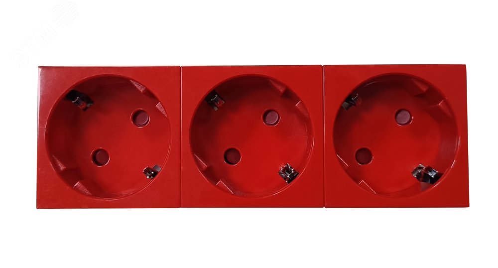 Изображение товара Розетка тройная 3 х 2P+E немецкий стандарт с защитными шторками