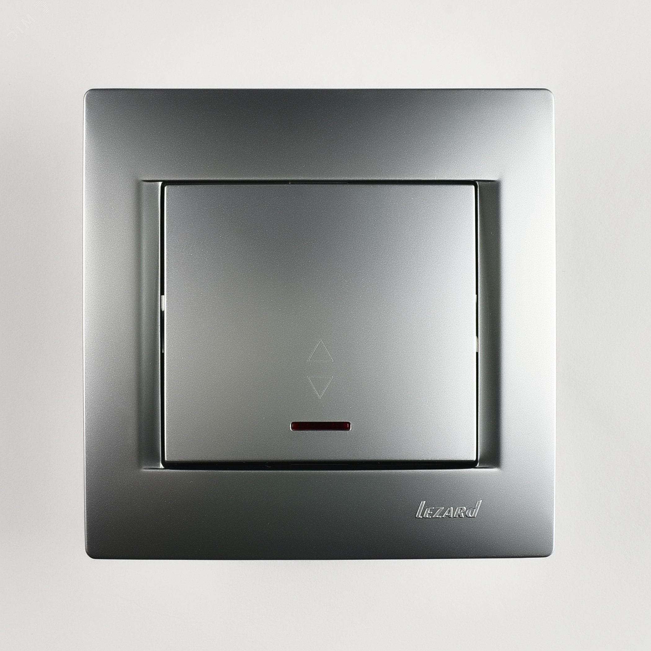 Изображение товара Выключатель проходной с подсветкой KARINA матовое серебро 10шт/120шт