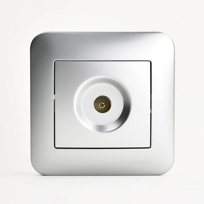 Изображение товара Розетка информационная KARINA  сбоку монтаж серебристая IP20