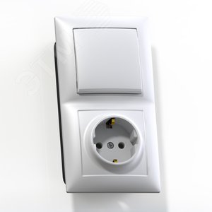 СЕЛЕНА Блок комбинированны скрытой установки (одноклавишный выключатель +розетка с заземляющим контактом) БКВР-411, белый