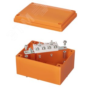 Коробка пластиковая FS с гладкими стенками и клеммниками IP56 150х110х70мм 4р 450V 32A 10мм.кв нержавеющий контакт