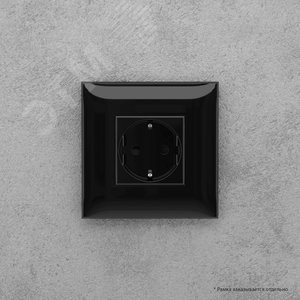 Avanti Розетка в стену, 2P+E, с защитными шторками, ''Черный квадрат'' 4402003 DKC - 7