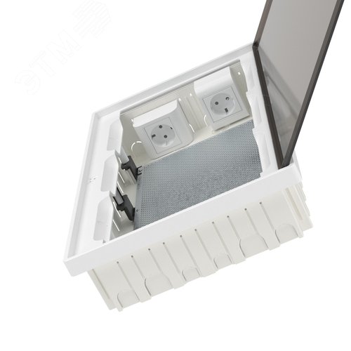 Щиток 36 мод встраиваемый слаботочный Фрейм (FRAME), белый, с тонированной дверцей, с монтажной платой, с 2 розетками (арт. 45005) и 2 коробками (арт. 10033) - фото 5