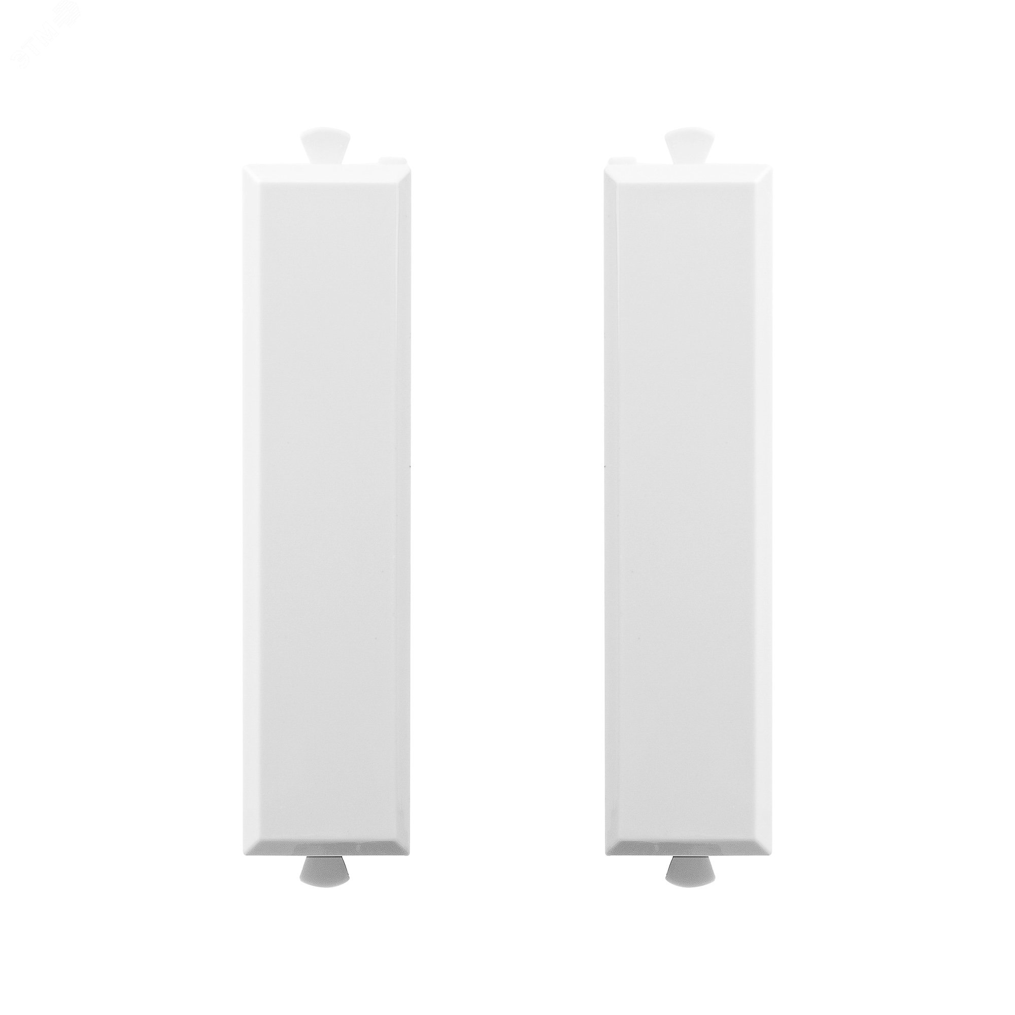 Изображение товара Комплект модульных заглушек Авантии "Белое облако" 0,5 модуля 2 шт для систем кабельных коробов