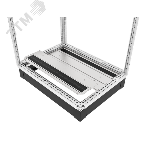 Изображение товара Панель с щеточным вводом концевая 200 мм RS52 00.100 (компл)
