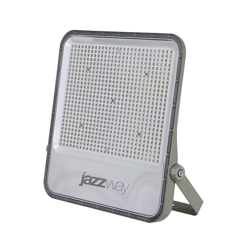 Прожектор светодиодный ДО-500 Вт 75000 Лм 6500К IP65 160–265В угол светораспределения 80 градусов