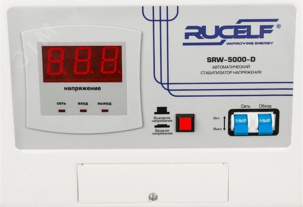 Стабилизатор напряжения релейный однофазный 5 кВА навесной SRW-5000-D RUCELF - превью