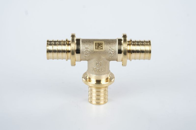 Тройник 16 равносторонний, аксиальный, латунь DZR