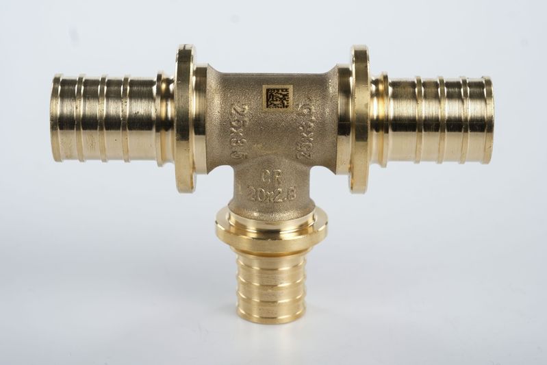 Тройник 25х20х25 переходной, аксиальный, латунь DZR