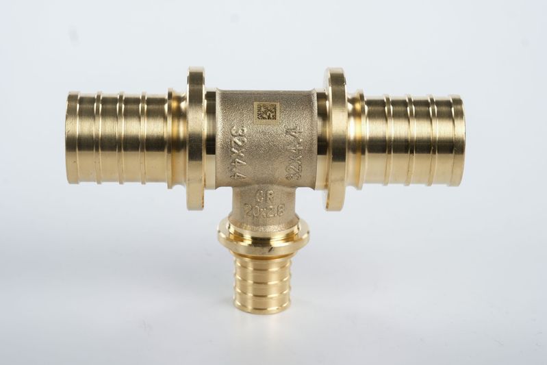 Тройник 32х20х32 переходной, аксиальный, латунь DZR