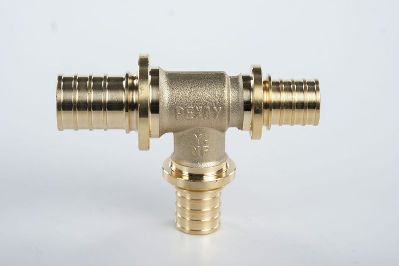 Тройник 25х20х20 переходной, аксиальный, латунь DZR