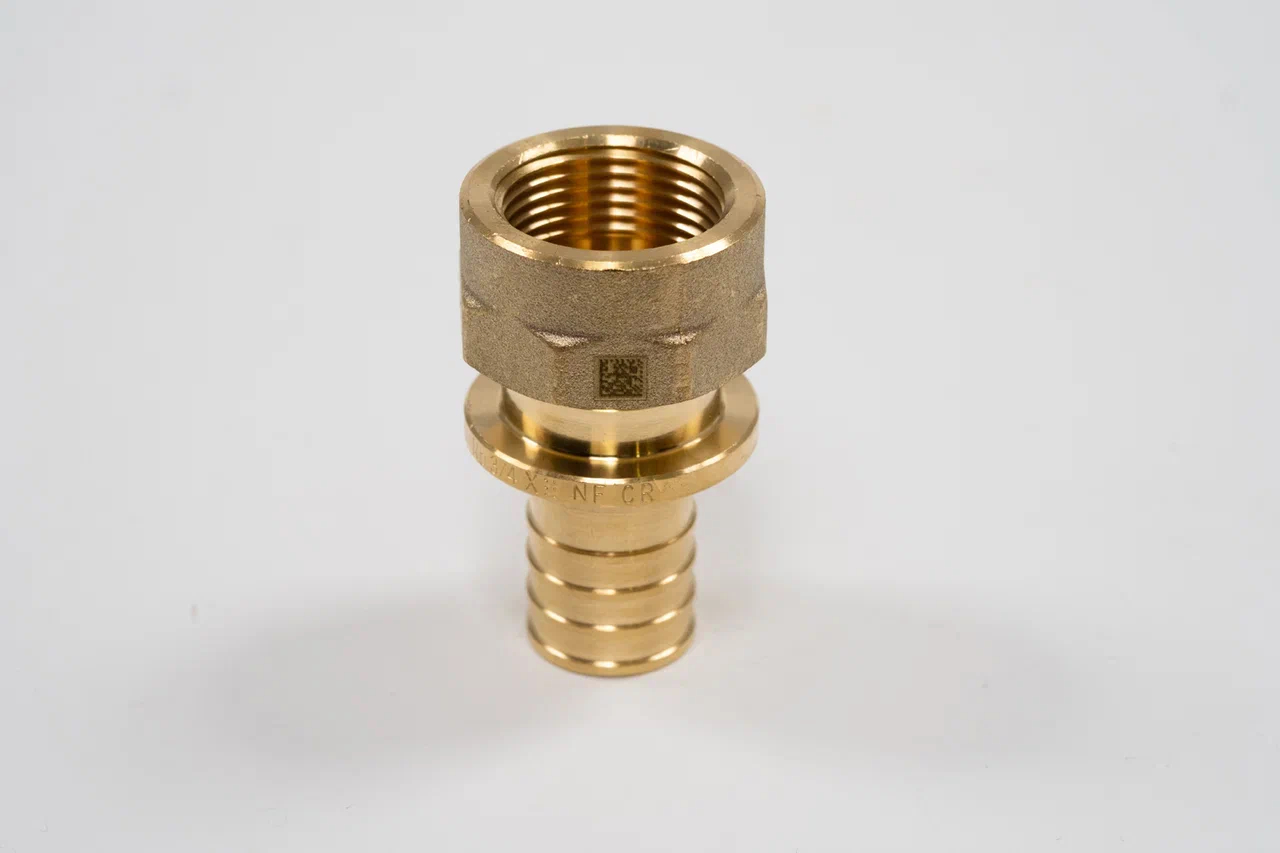 Переходник 20х1/2'ВР с внутренней резьбой, аксиальный, латунь DZR