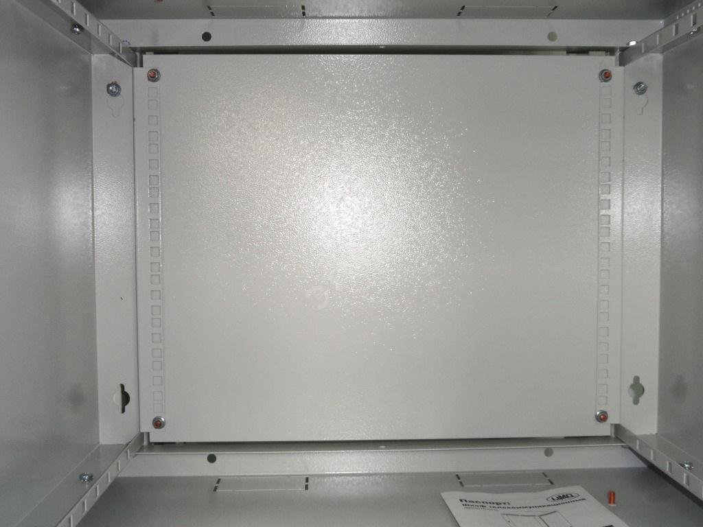 Стенка задняя к шкафу ШРН, ШРН-Э и ШРН-М 9U в комплекте с крепежом черная А-ШРН-9-9005 ЦМО