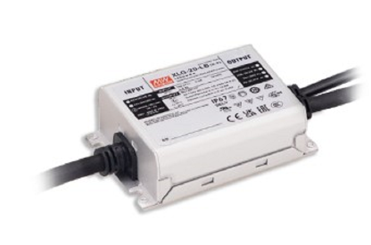 Источник питания AC-DC, 21Вт, стабилизатор тока, IP67, вход 90…305В AC, 47…63Гц, ККМ, выход 700мА/18…30В, изоляция 3750В AC, в кожухе 95х63х30мм, -40…+80°С (корпус)