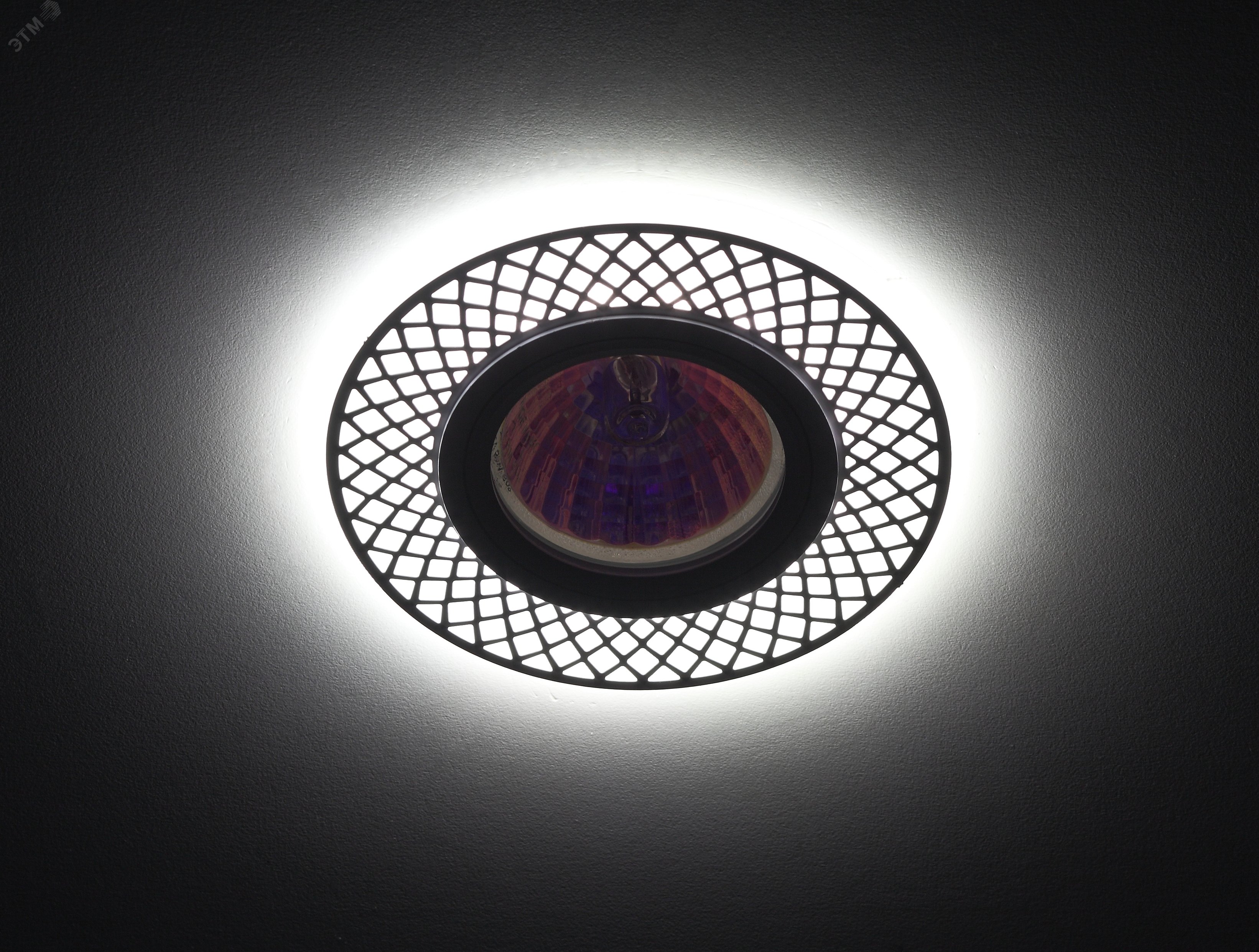 Светильник точечный декоративный cо светодиодной подсветкой MR16, белый/черный DK LD42 WH/BK Б0037381 ЭРА - превью 4