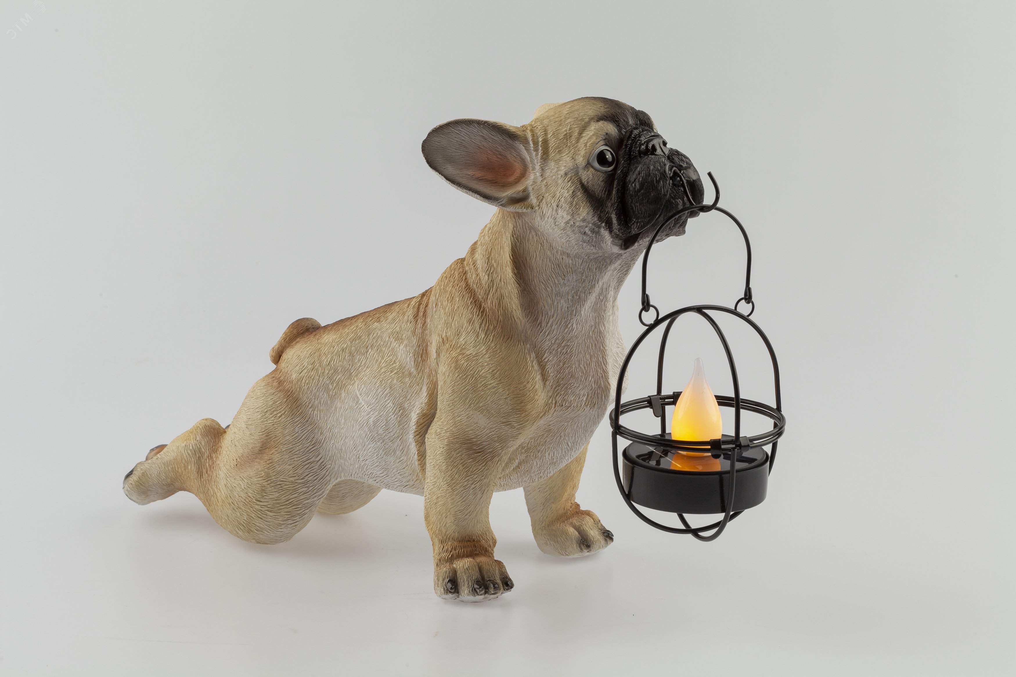 Изображение товара Садовая фигура ЭРА ERASF22-04 французский бульдог из полистоуна 33 см с солнечным светильником