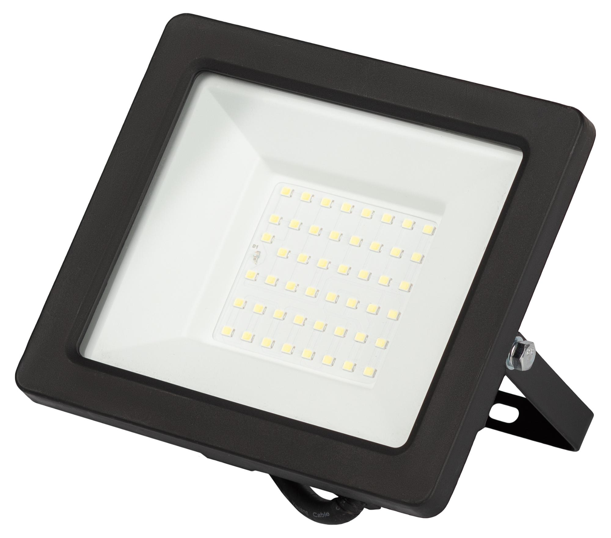 Прожектор светодиодный ДО-50 Вт 6500К 4000 Лм IP65 встроенное фотореле 200-240В черный корпус 50w холодный LPR-042-3-65K-050