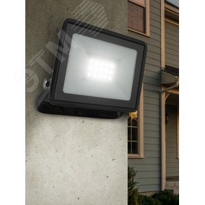 Прожектор светодиодный ДО-20 Вт 3000К 1600 Лм IP65 черный 20w теплый 200-240В LPR-023-0-30K-020 - фото 6