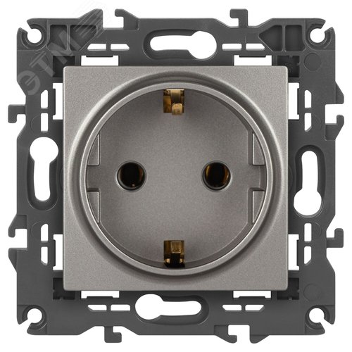 Изображение товара Розетка однофазная скрытого монтажа, в рамку с заземлением без шторок титан 16А 250В IP20 автоматические (безвинтовые) зажимы 14-2101-16 Эра Elegance (шт)