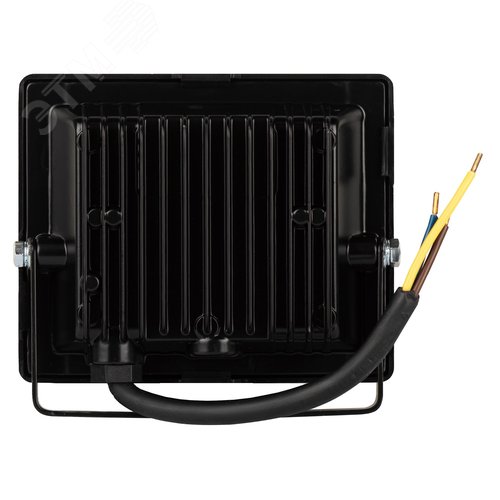 Прожектор светодиодный ДО-30 Вт 6500К 2400 Лм IP65 встроенное фотореле 200-240В черный корпус 30w холодный LPR-042-3-65K-030 - фото 5