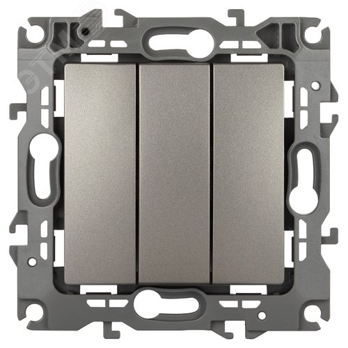 Изображение товара Выключатель трехклавишный скрытого монтажа титан 10А 250В винтовые зажимы ЭРА 12 12-1107-16 (шт)
