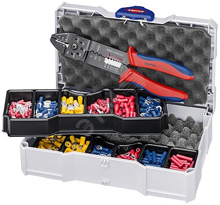 Изображение товара Набор контактных гильз в систейнере комплектация: пресс-клещи KN-9732240 гильзы флажковые (63x08 мм: 05-10 мм 15-25 мм 40-60 мм) наконечники кабельные кольцевые (4/5/6 мм 15 -25 мм 40-60 мм) соединители встык изолированныеованные (05-10 мм 15 -2 (шт)