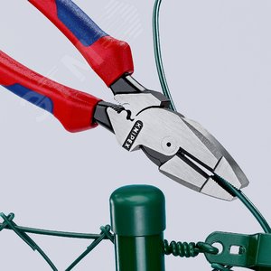 Linemans Pliers плоскогубцы электромонтёра с приспособлением для протяжки кабеля и обжима кабельных наконечников рез: проволока средней твёрдости 46 мм твёрдая проволока 3 мм L-240 мм чёрные 2-компонентные рукоятки крепление для страховки блистер - фото 4