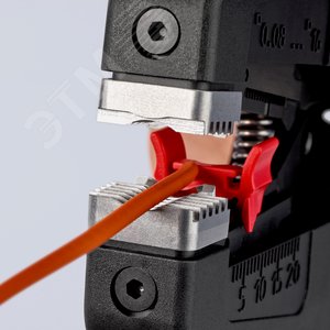 Стриппер автоматический PreciSTrip16 c кабелерезом быстросменный блок ножей зачистка: 008 - 16 мм (AWG 28 - 5) L-195 мм с держателем для торгового оборудования KN-1252195SB KNIPEX - 6