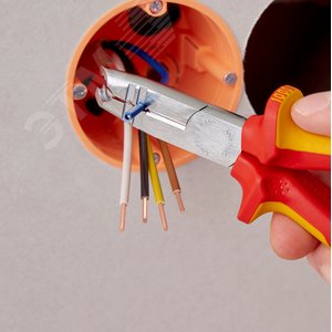 Клещи-стрипперы VDE 1000V для популярных круглых проводов и проводов для сырых помещений (в частности NYM 5х25мм) зачистка: 15-25 мм рез: проволока средней твёрдости 31 мм твёрдая проволока 2 мм кабель 10 мм (16 мм) L-165 мм диэлектрические хромированные  - фото 5