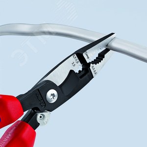Клещи электромонтажные 6-в-1 захват плоского и круглого материала гибка удаление заусенцев снятие изоляции 075 - 15 + 25 мм обжимка контактных гильз 05 - 25 мм кабелерез 15 мм (5x25 мм) L-200 мм защёлка-собачка хромированные обливные рукоятки - фото 15