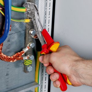 Клещи переставные ALLIGATOR сантехнические VDE 1000V 50 мм (2) под ключ 46 мм L-250 мм диэлектрические Cr-V хромированные 2-компонентные рукоятки - фото 4