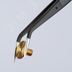 Пинцет захватный прецизионный с направляющим штифтом тонкие зазубренные губки под 45° L-155 мм пружинная сталь чёрная матовая лакировка - фото 6