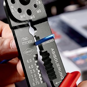 Пресс-клещи для резки и зачистки кабеля,          опрессовки наконечников и штекеров, 240 мм,       двухкомпонентные рукоятки KN-9722240 KNIPEX - 6