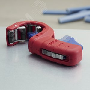 Труборез для канализационных пластиковых труб DP50 32/40/50 мм, толщина max 2.4 мм, длина 202 мм, BK - фото 44