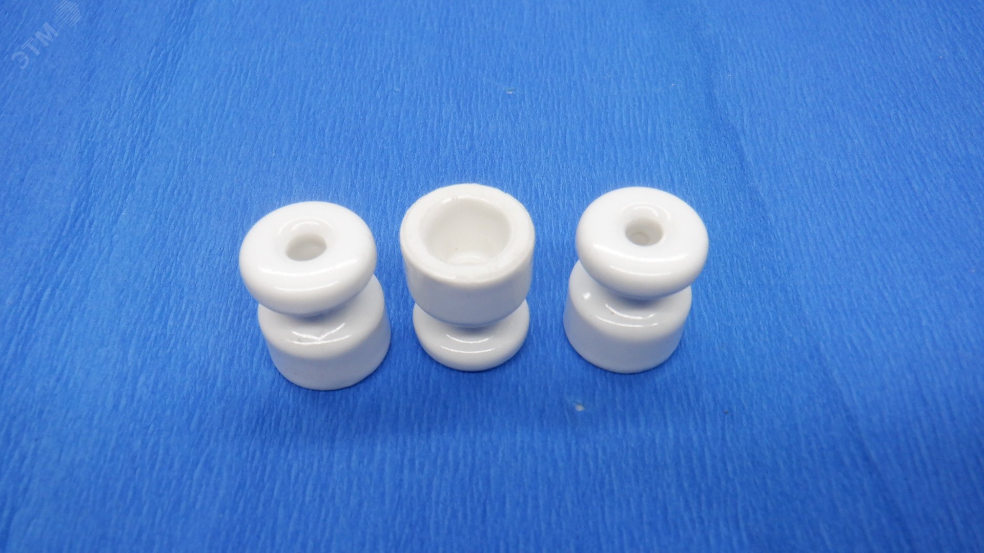 Изолятор для наружного монтажа R, керамика белый (50 шт/уп) R1-551-01-50 Bironi